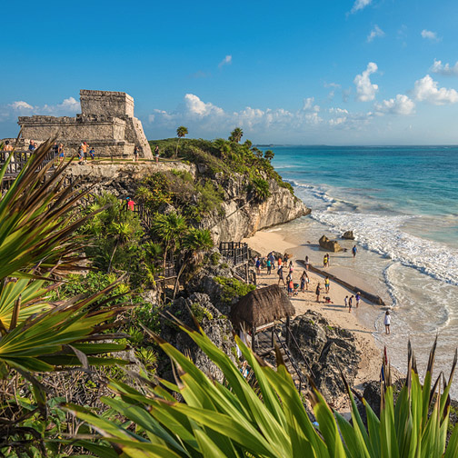 Tulum-ruïnes voor de kust